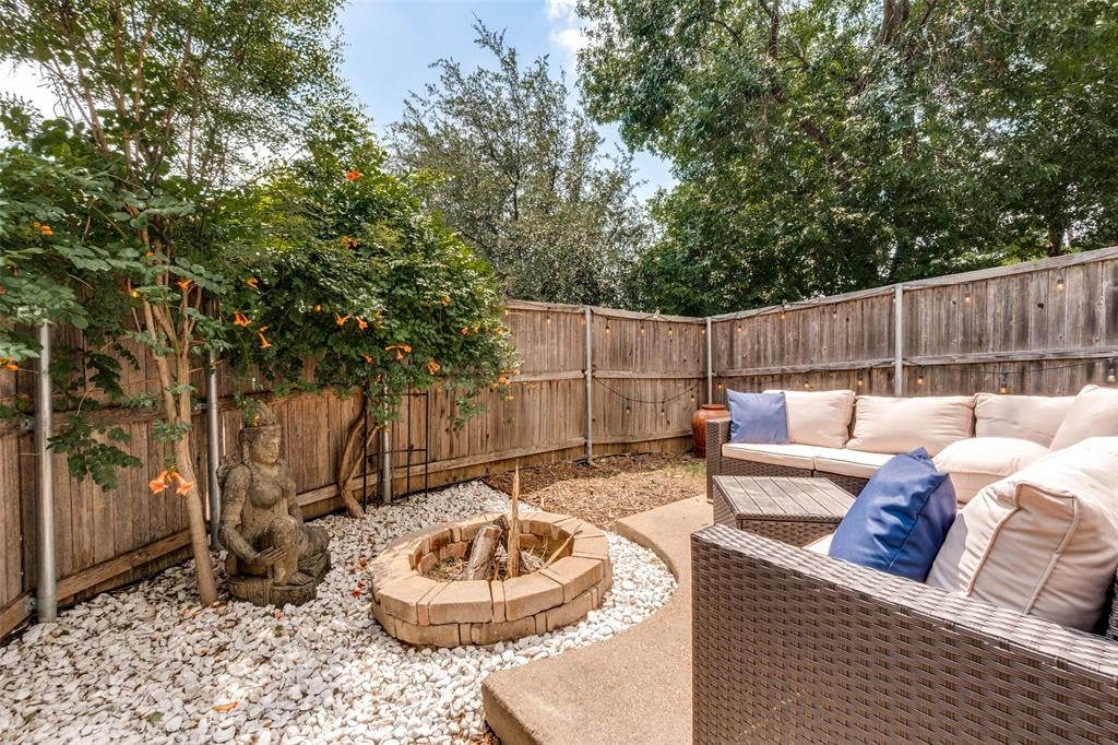 4605 Lester Drive