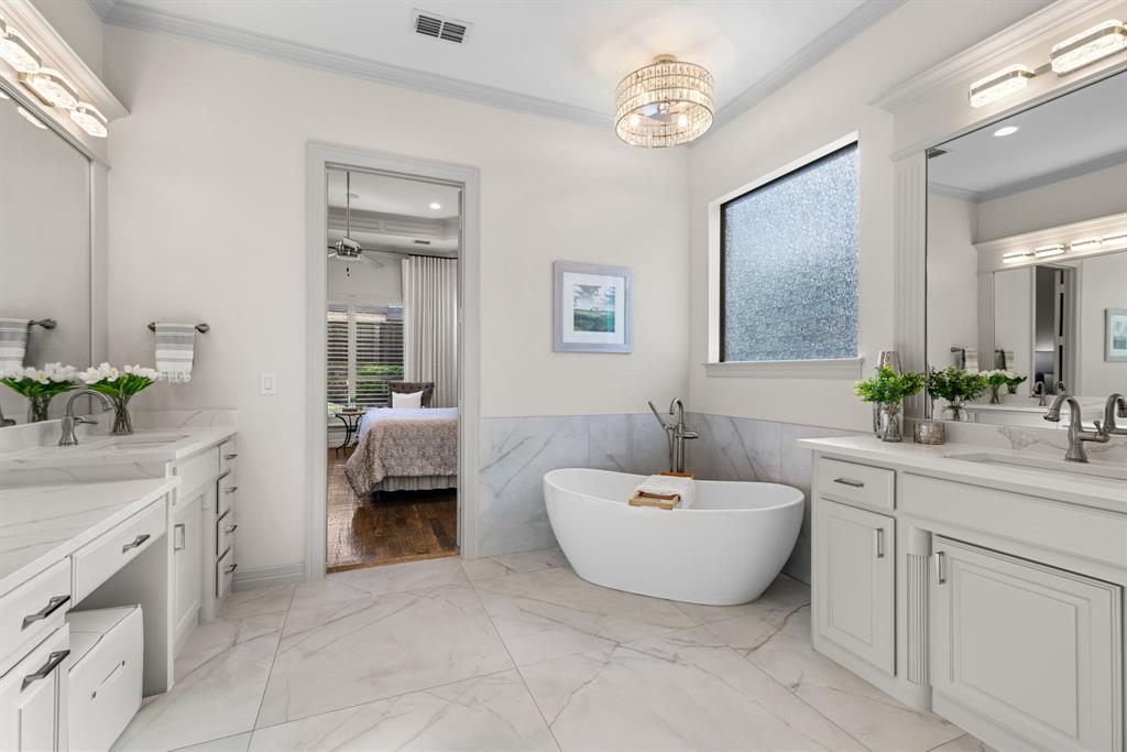 Stratford Manor - Residential