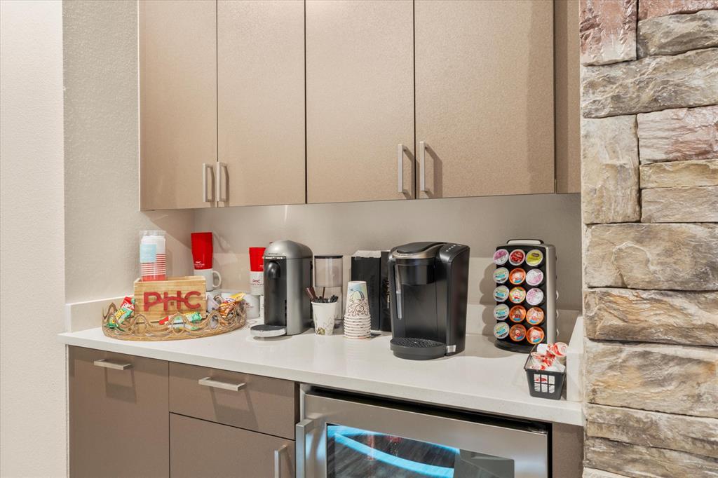 Jg Jacobs A-254 - Commercial Sale