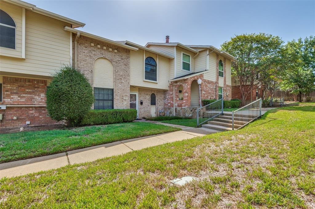 1991 Shorewood Drive