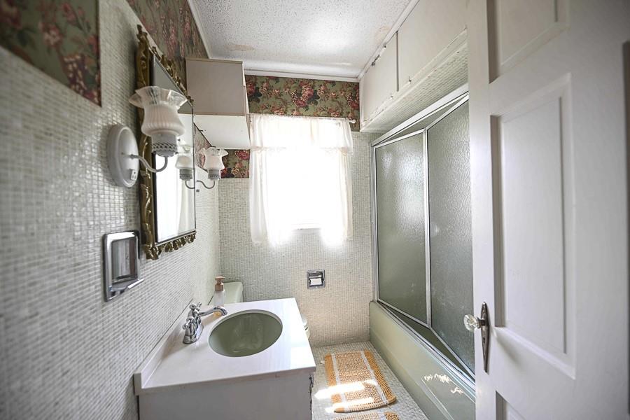 Orig Town Of Wolfe City - Residential