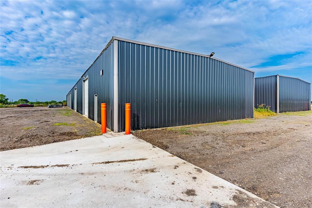 G Carpenter - Commercial Lease