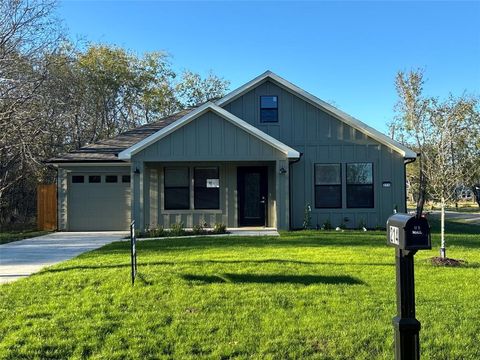 A home in Corsicana