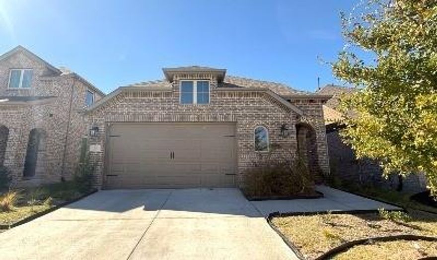 Step inside this spacious 4-bedroom, 3-bath two-story home in Van Alstyne’s desirable Thompson Farms neighborhood. The kitchen features included appliances—dishwasher, microwave, oven, refrigerator, and water RO system—with ample cabinets and counters. Bright, open living areas flow seamlessly, and a loft upstairs provides flexible space for a home office or playroom. The primary suite includes a walk-in closet and private bath, while secondary bedrooms are generously sized. The laundry room provides convenience, and centralized AC keeps the home comfortable year-round, with the water softener located in the 2-car garage. A fully fenced backyard with a grassy area and covered patio completes this inviting home. Located in the highly rated Van Alstyne Independent School District, this home is just steps from Forrest W. Moore Park, with easy access to popular dining at Burnt by J.H. and El Patio Escondido, seasonal events at Central Social District Park, and the Van Alstyne Historical Museum, while major roadways nearby make commuting convenient. Perfect blend of comfort, convenience, and community.