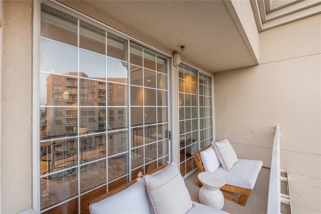 Renaissance On Turtle Creek Condo - Residential