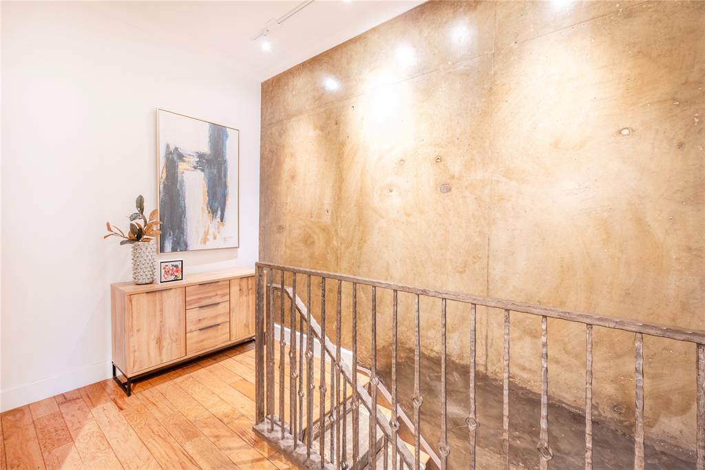 Renaissance On Turtle Creek Condo - Residential