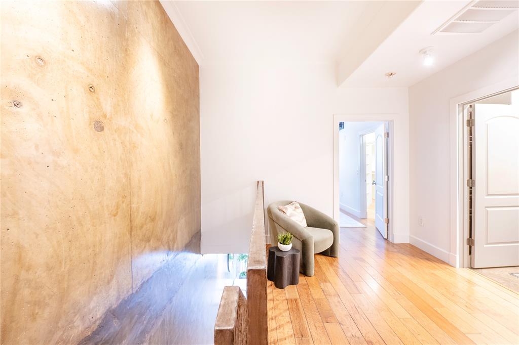 Renaissance On Turtle Creek Condo - Residential