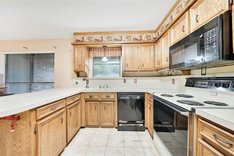 Tiny photo for 1219 Dirkson Street, Weatherford, TX 76087 (MLS # 21099266)