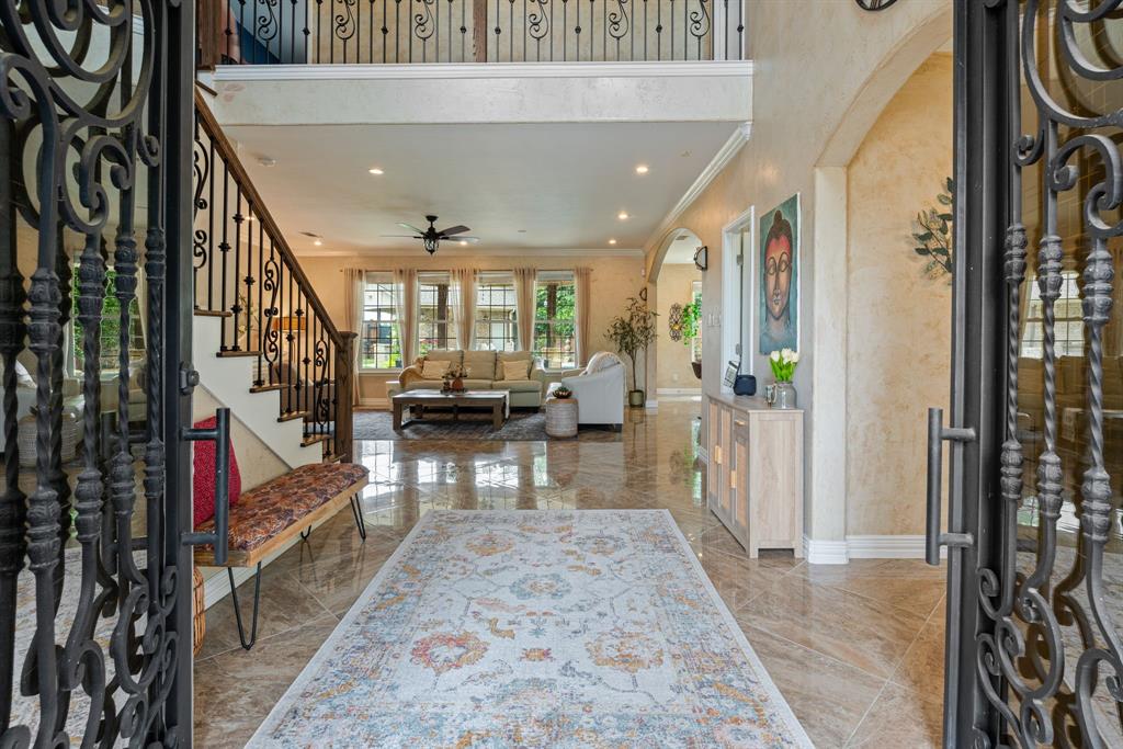 7906 Lindsey Drive