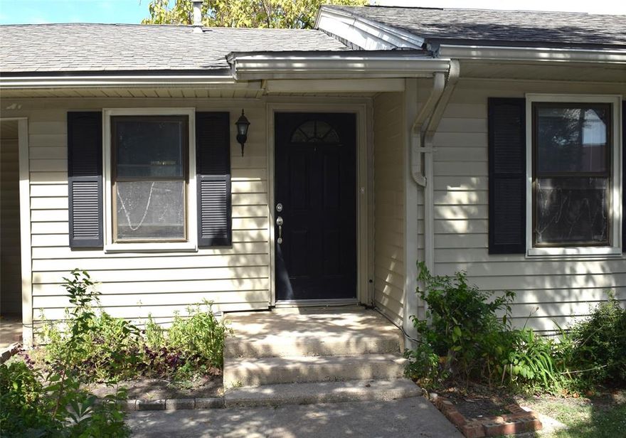 Heart of Coppell awaits in this super cute and quaint one-story home featuring 3 bedrooms in a split layout. Private street with one way in and one way out. Kitchen features SS dishwasher, electric range and microwave and offers a view of the expansive backyard space. Bath offers a tub and shower combo. Great location feeding into the highly regarded Coppell ISD schools. Close to DFW Airport, and easy access to Dallas or Fort Worth using 635, 121 and 114. Close to Georges Coffee and Provisions, restaurants, Farmers Market, Local Diner.