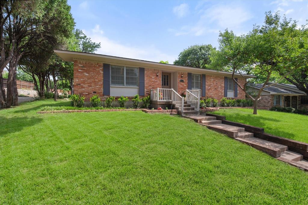 9923 Knoll Krest Drive