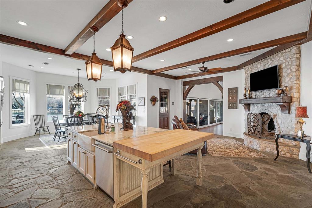 Highlands, Cedar Crk - Residential