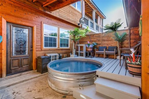 1529 Seegar Street Dallas TX 75215