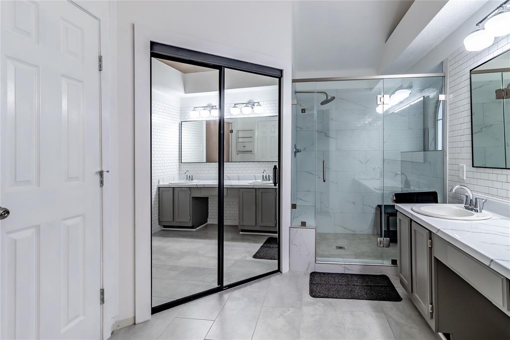 Spinnaker Cove - Residential