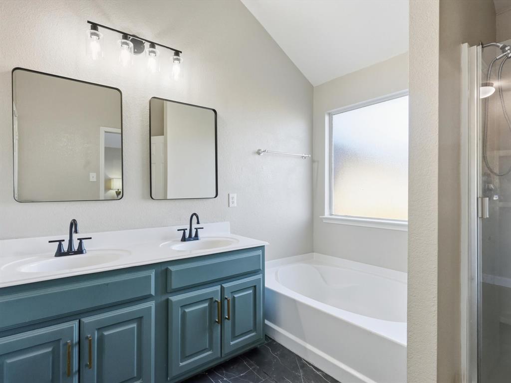 Sendera Ranch - Residential