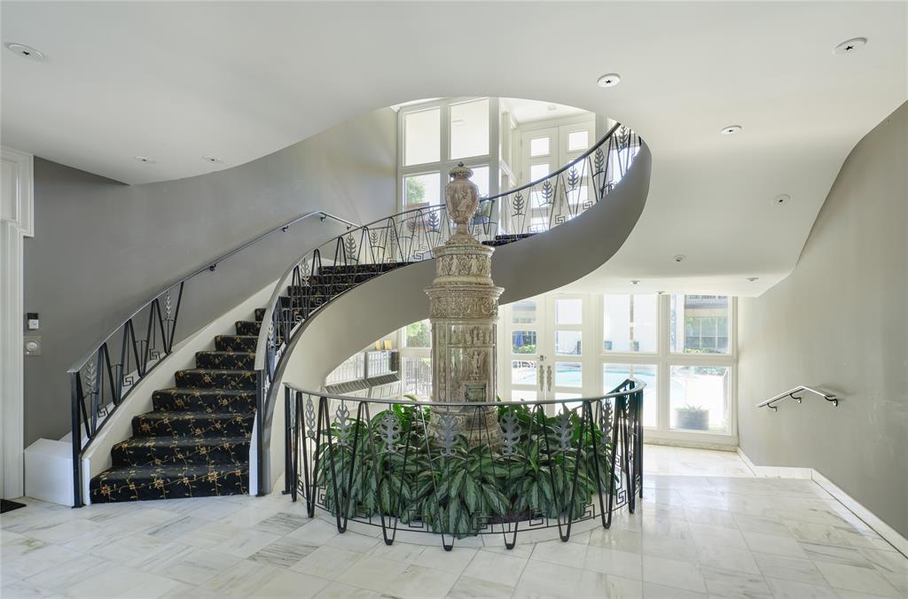 6126 Averill Way 205