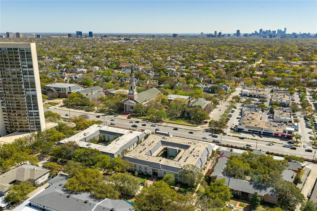 Imperial House Condo - Residential