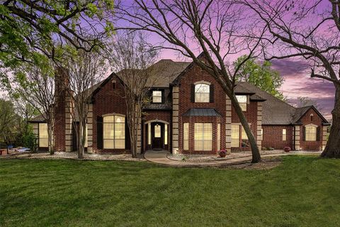 315 Kings Court Forney TX 75126