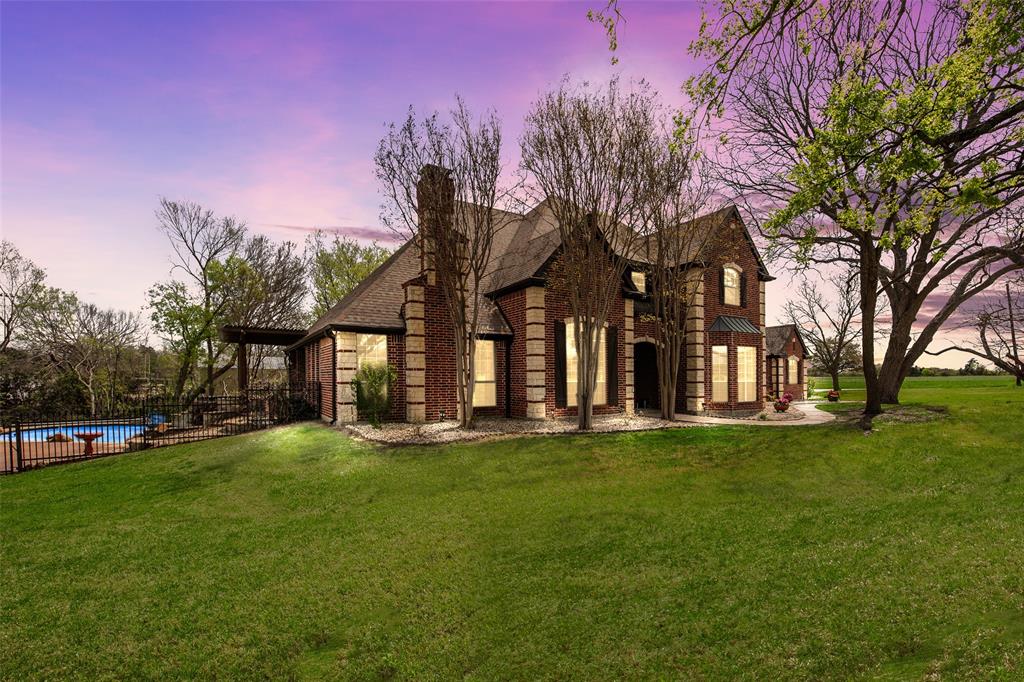 315 Kings Court