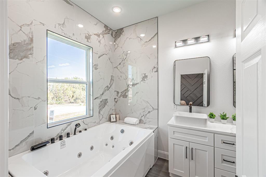 Canyon Creek - Residential