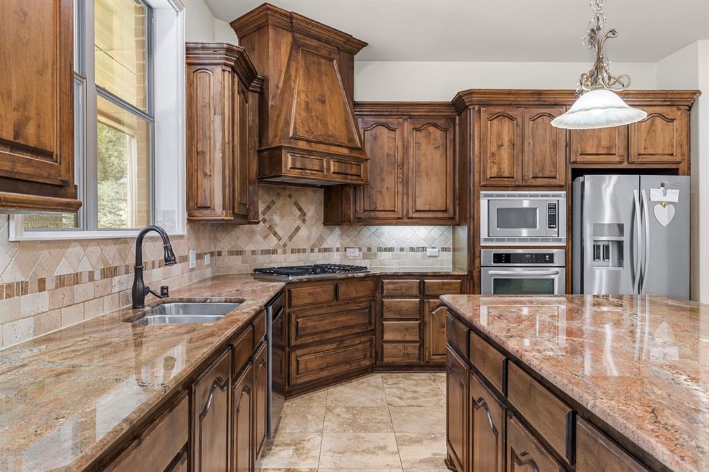 1013 Winfield Court