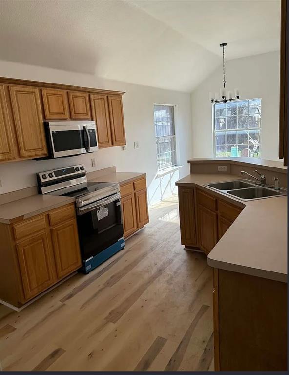 Huntington Village Add - Residential