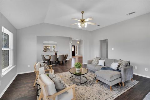 916 Joshua Drive Burleson TX 76028