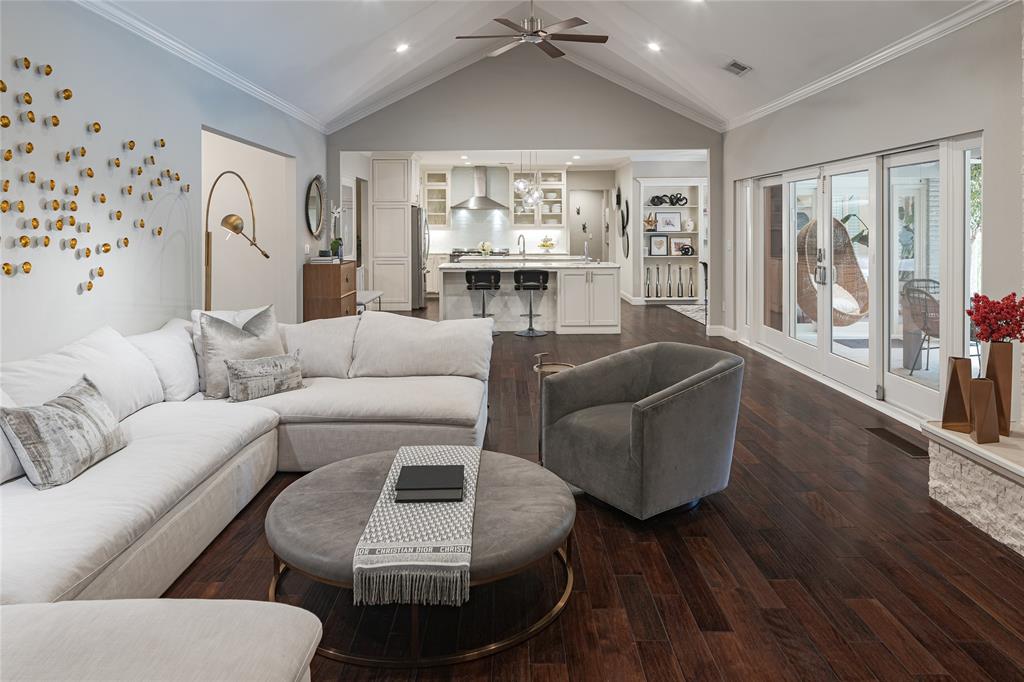 Russwood Acres 01 Instl - Residential