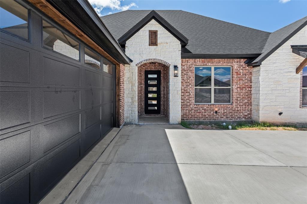 1041 Mickelson Drive