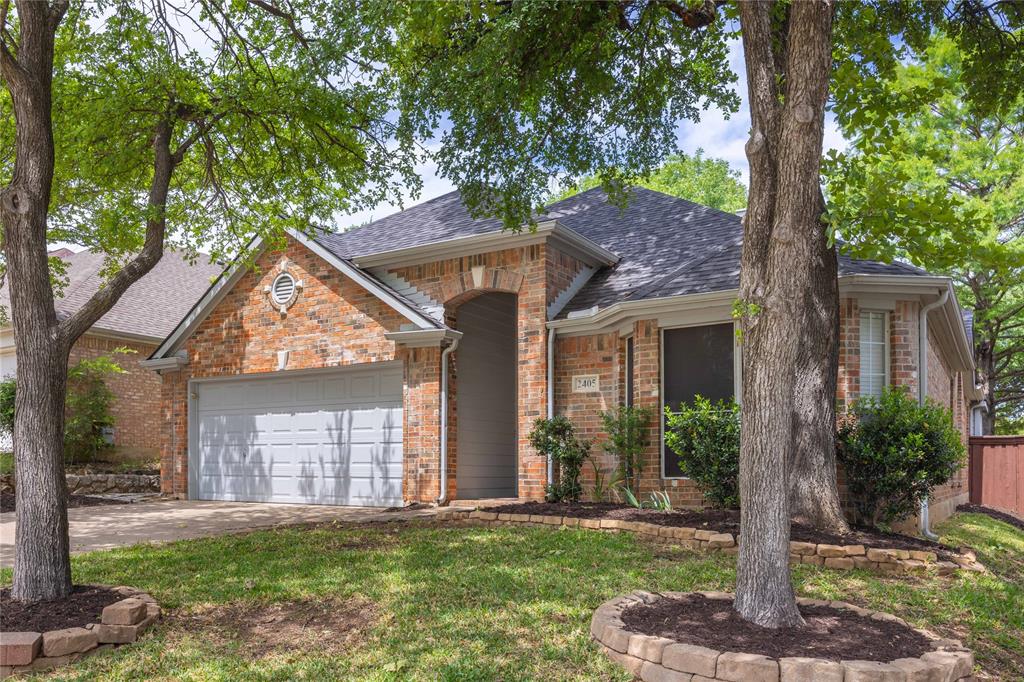 2405 Pinehurst Court