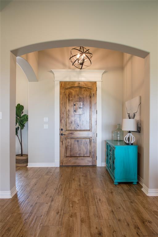 1077 Eagles Bluff Drive