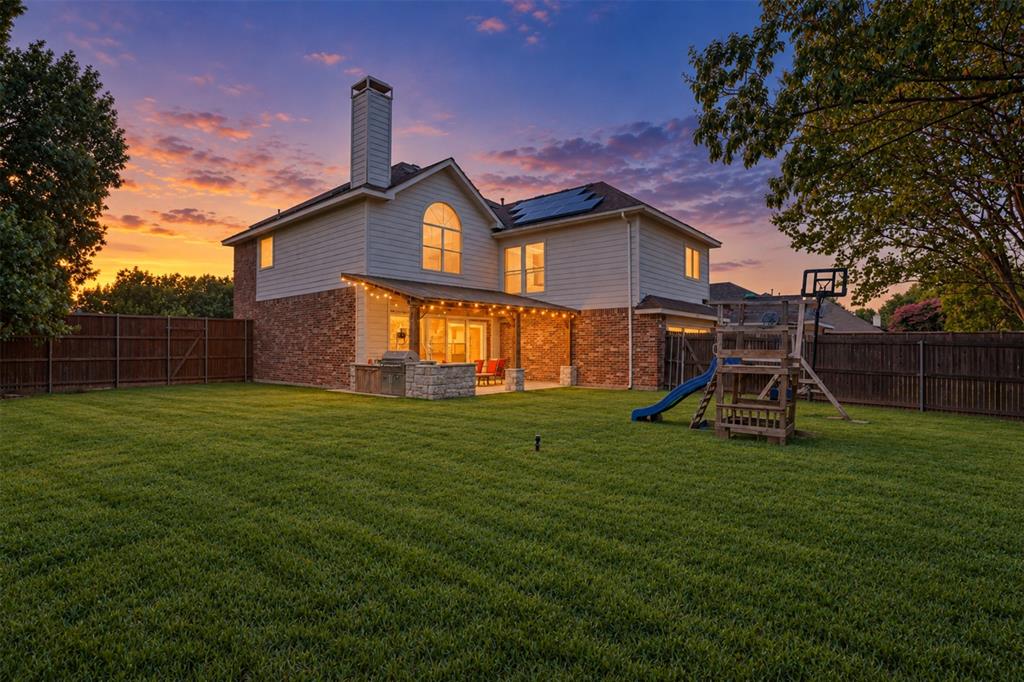 3925 Gardenia Lane