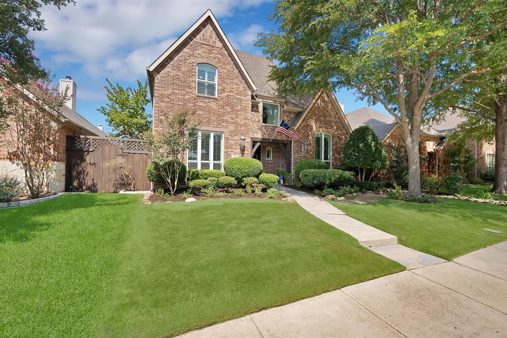 4032 Navarro Way
