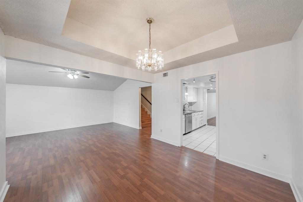 Shady Brook Twnhs Add - Residential