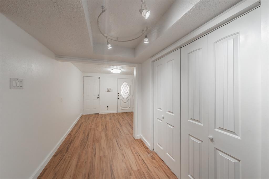 Shady Brook Twnhs Add - Residential