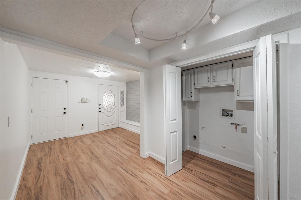 Shady Brook Twnhs Add - Residential