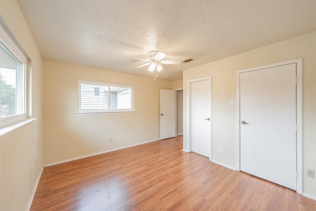 Shady Brook Twnhs Add - Residential