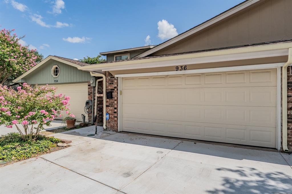 Shady Brook Twnhs Add - Residential