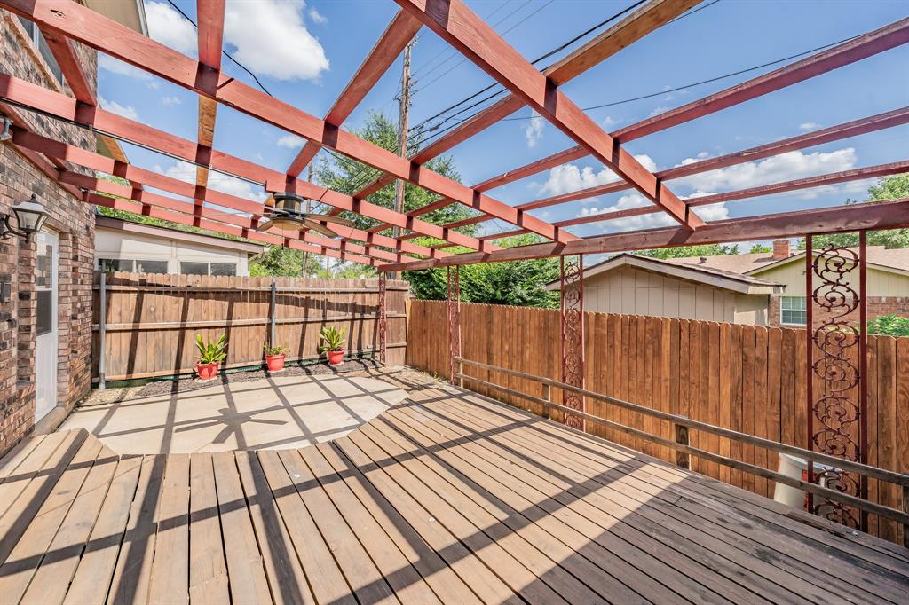 Shady Brook Twnhs Add - Residential