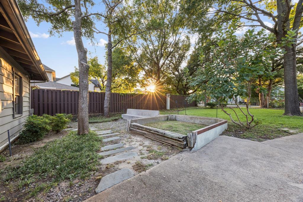 White Rock Highlands - Residential