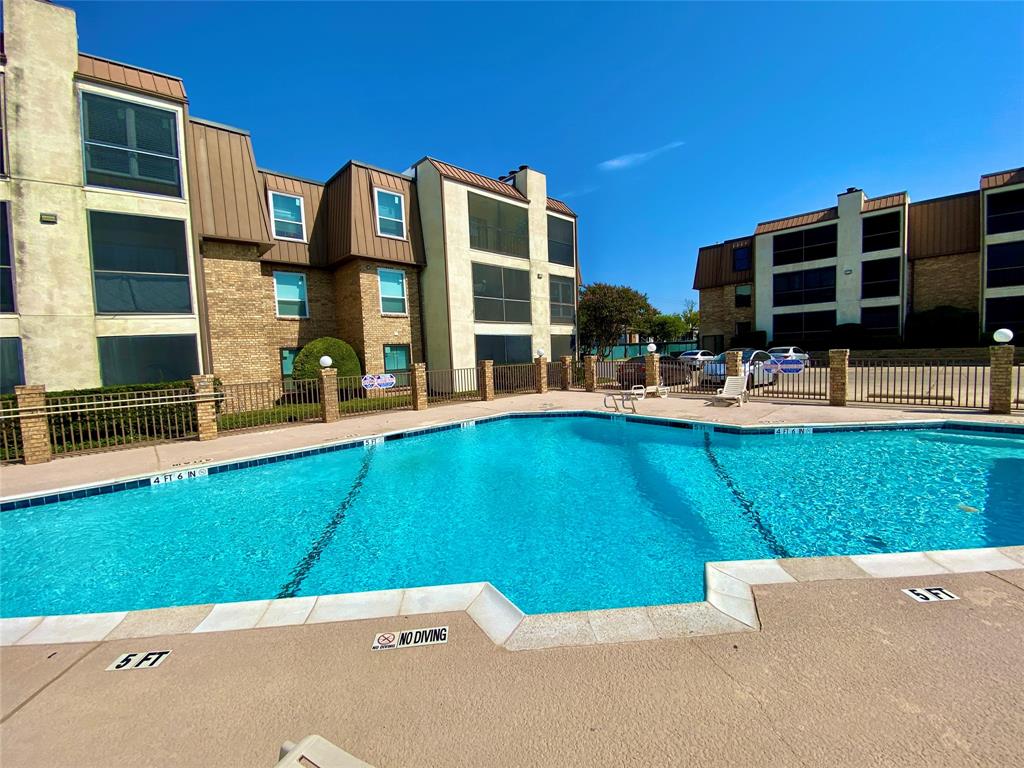 Cambridge Condos Ph 01 03 - Residential Lease