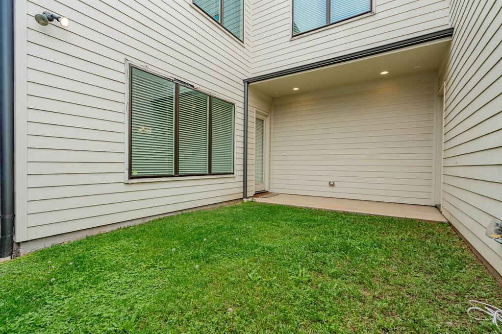 GEORGE J BRYAN REV - Residential Lease