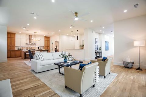 5836 Kenwood Avenue Dallas TX 75206