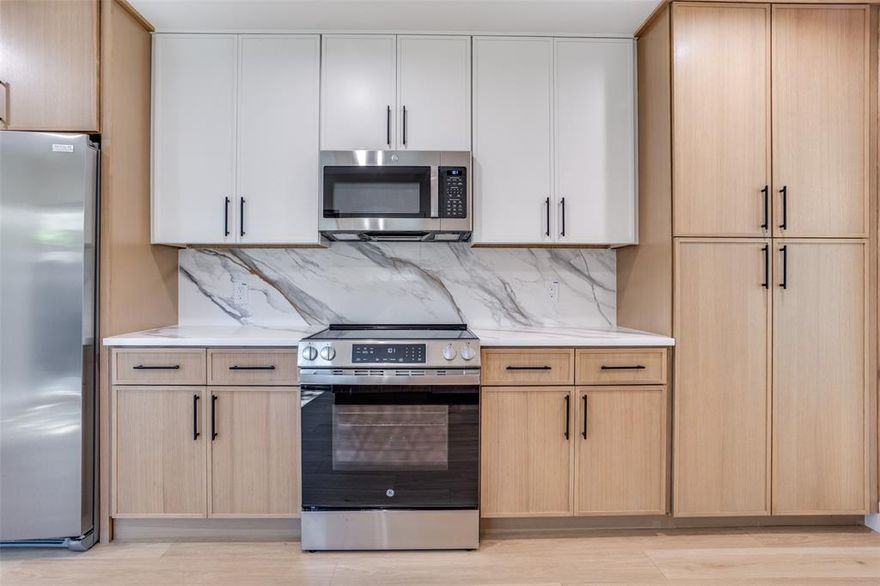 Welcome to this fully renovated 3-bed, 2-bath luxury duplex in the heart of Richardson! Perfectly positioned just minutes from premier shopping, dining, and with easy accessibility to vibrant nightlife in Downtown Dallas, this home offers the perfect balance of modern comfort and city convenience. Inside, you'll find stylish upgrades throughout, including luxury vinyl plank flooring, designer bathrooms that feel like a retreat, a craft kitchen with all stainless steel appliances. Enjoy the peace of mind of all NEW HVAC system, NEW water heater, all new plumbing & electrical! Step outside to your private backyard with brand-new sod and a smart sprinkler system for easy care. The oversized primary closet is thoughtfully customized for max storage and style. Don't miss your chance to lease a home that truly stands out!