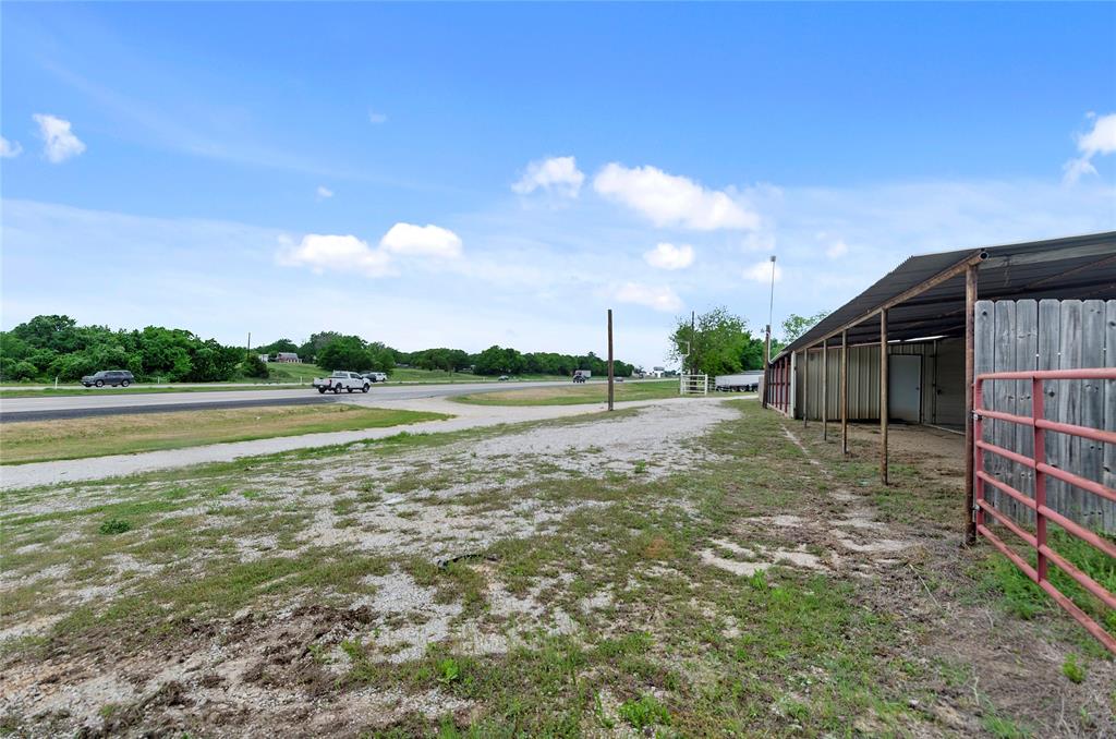 5716 N 287