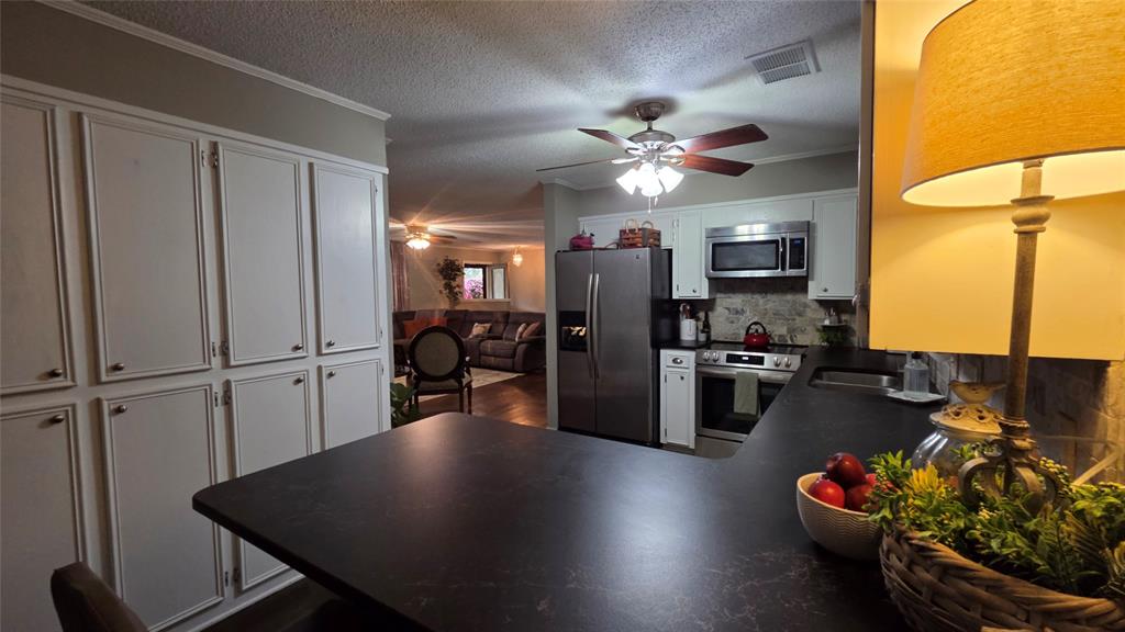 Coushatta, Louisiana 71019, United States, 3 Bedrooms Bedrooms, ,2 BathroomsBathrooms,Residential,Active,142922