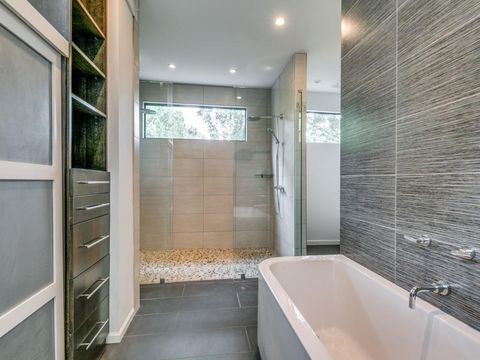 Tiny photo for 919 Knott Place, Dallas, TX 75208 (MLS # 21153592)