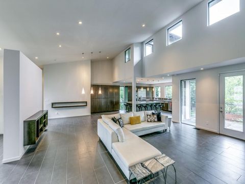 Tiny photo for 919 Knott Place, Dallas, TX 75208 (MLS # 21153592)