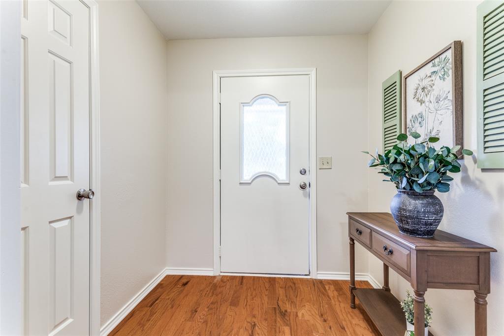 348 La Quinta Circle N