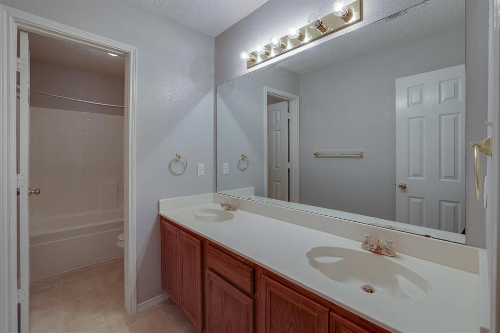 Westchester On The Creek Ph 3b - Residential Lease